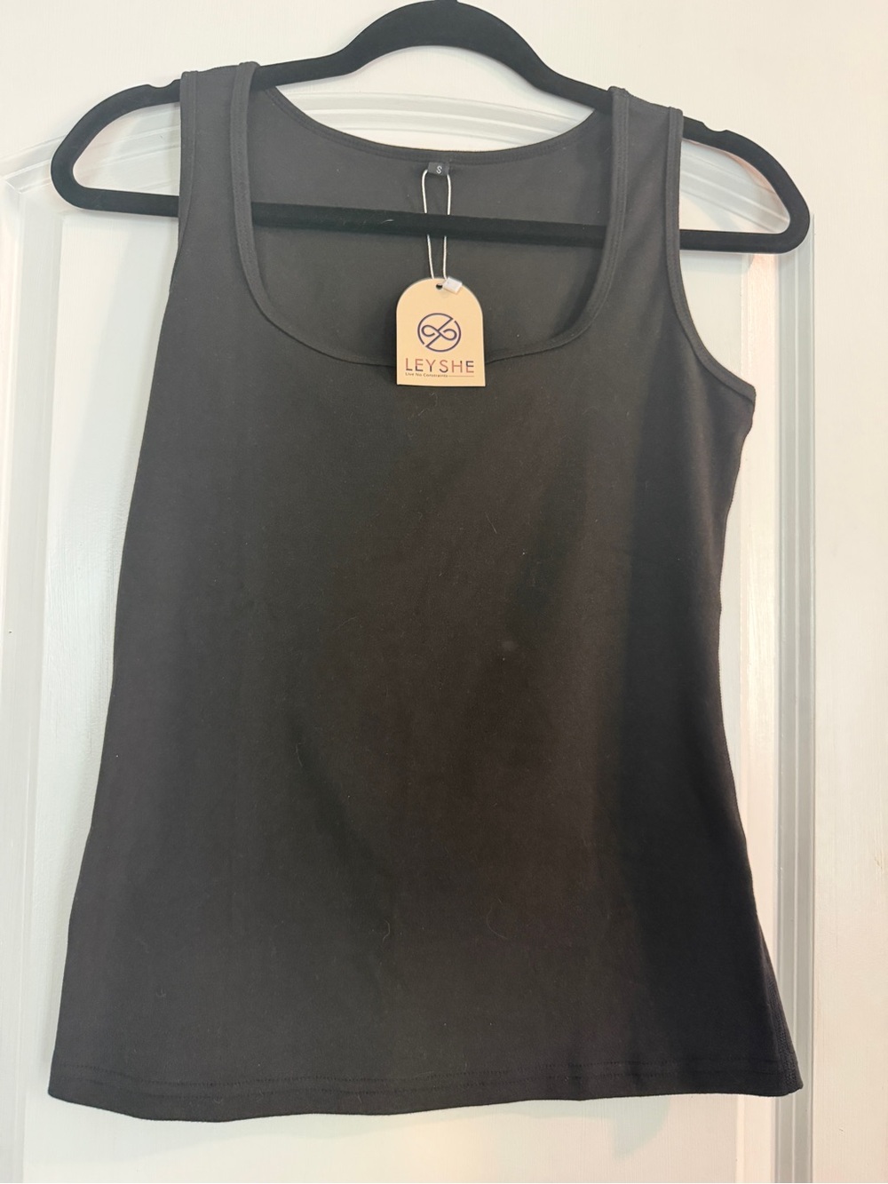 Black Scoop Neck Tank Top